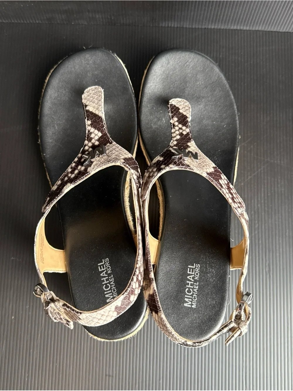 NIB Michael Kors Laney Thong Embossed Leather Espadrille Sandal Women’s Size 9.5